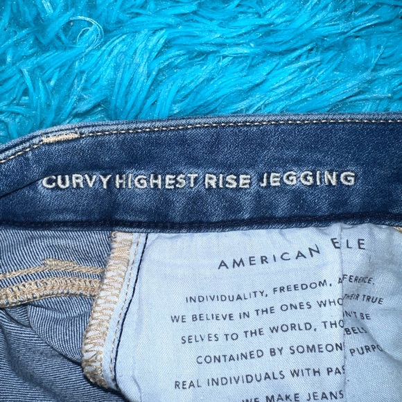 American Eagle Outfitters Classic Blue Ripped Jeggings - Picture 5 of 6